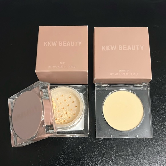 KKW Beauty- #3 Bake & Brighten Setting Powders - Picture 1 of 7